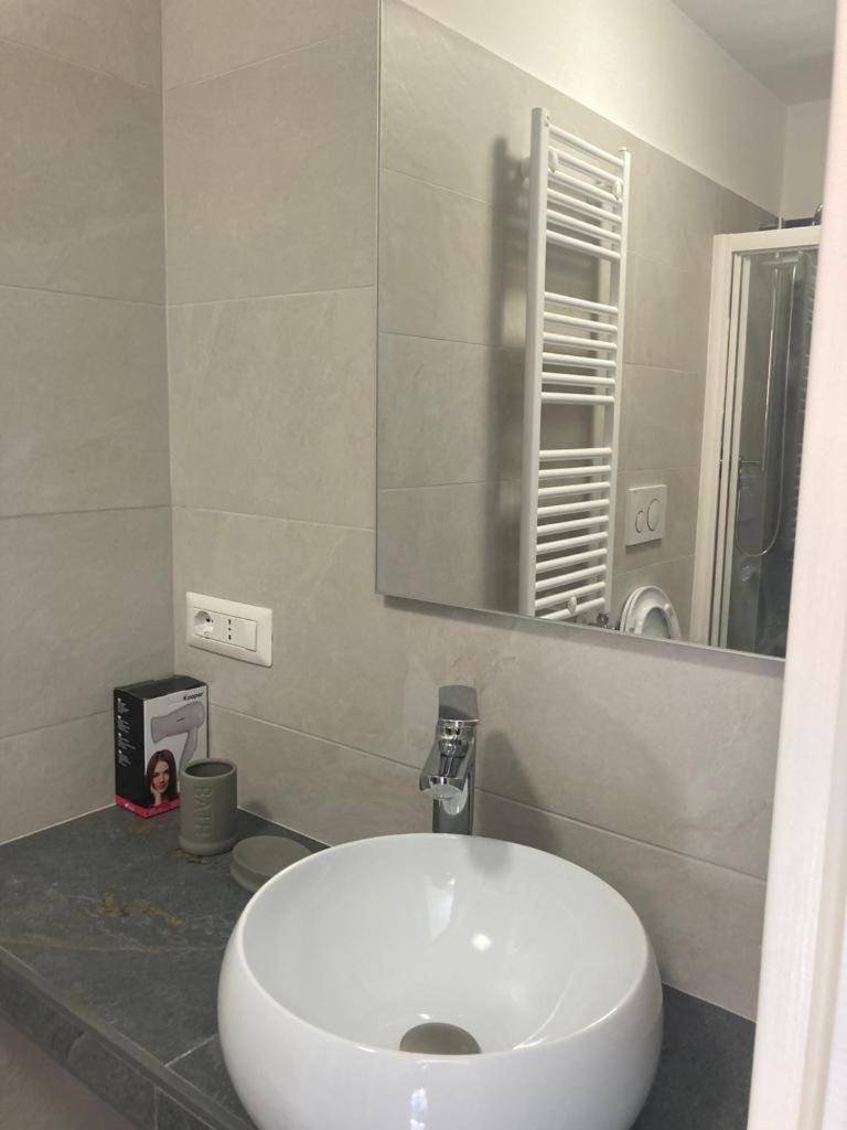 Colosseo Cozy Rooms B&B Рим Екстер'єр фото