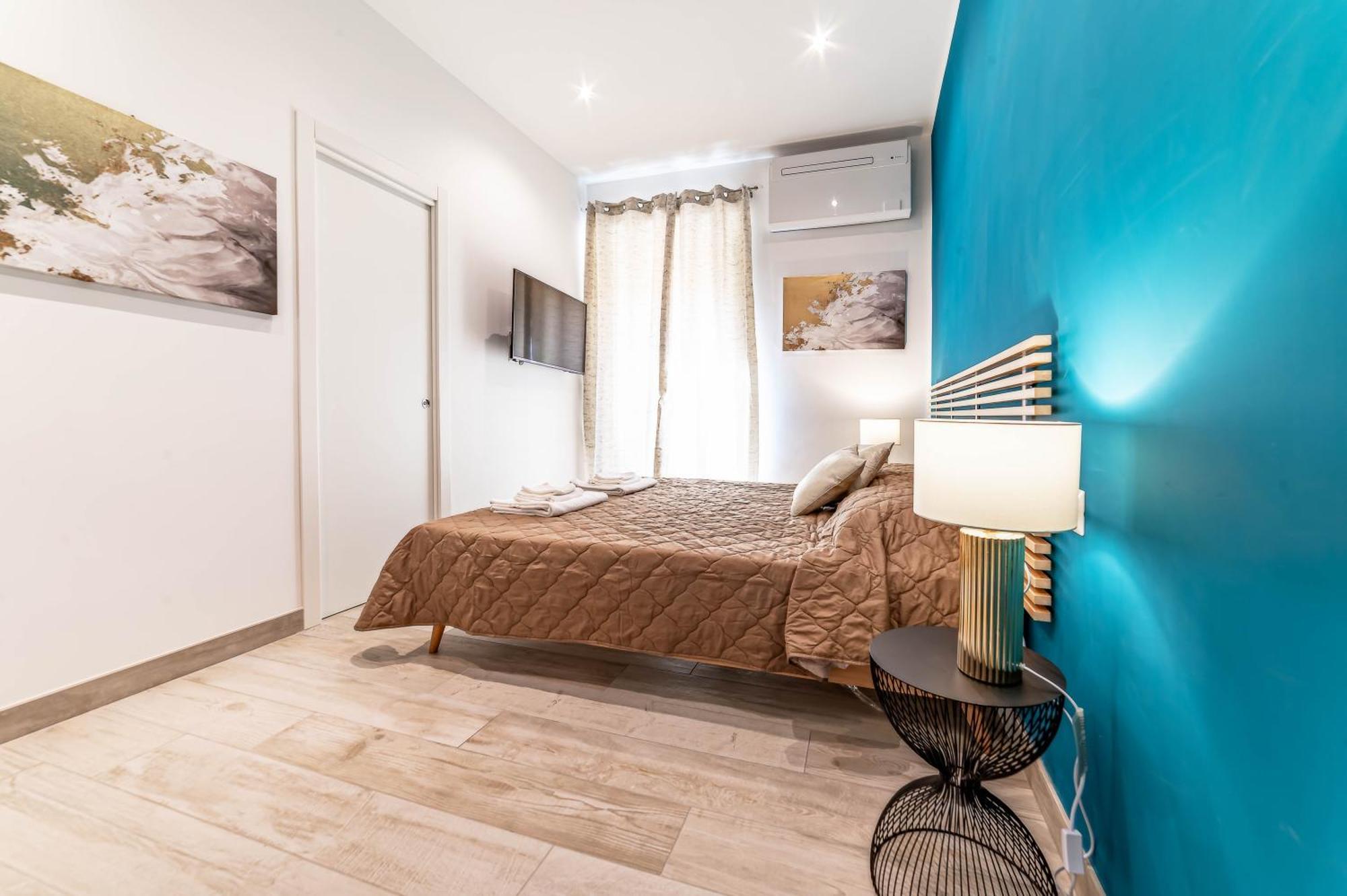 Colosseo Cozy Rooms B&B Рим Екстер'єр фото