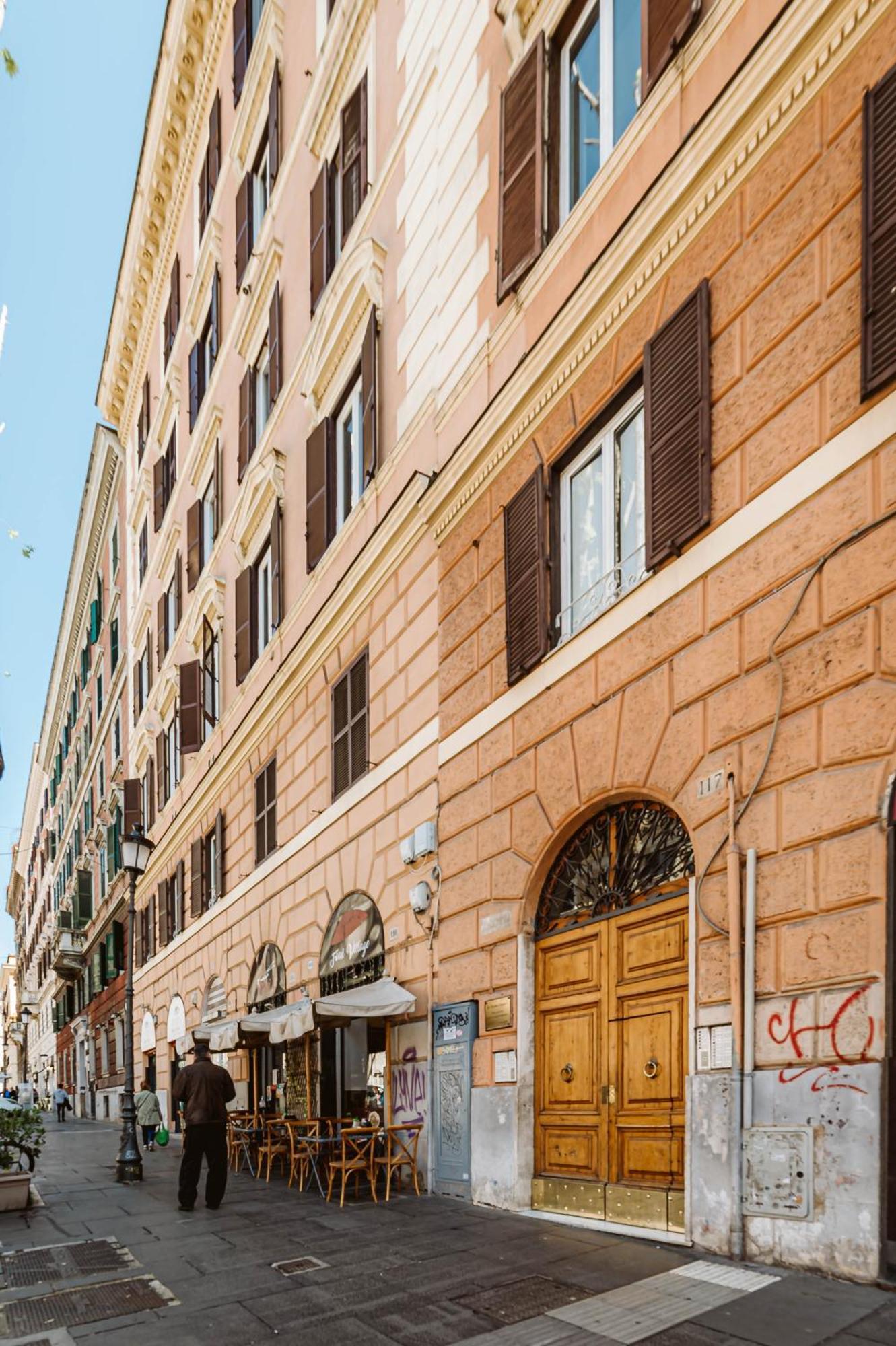 Colosseo Cozy Rooms B&B Рим Екстер'єр фото